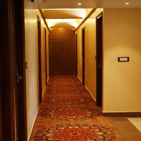 Hotel Sukh Mehal Jalandhar Ngoại thất bức ảnh