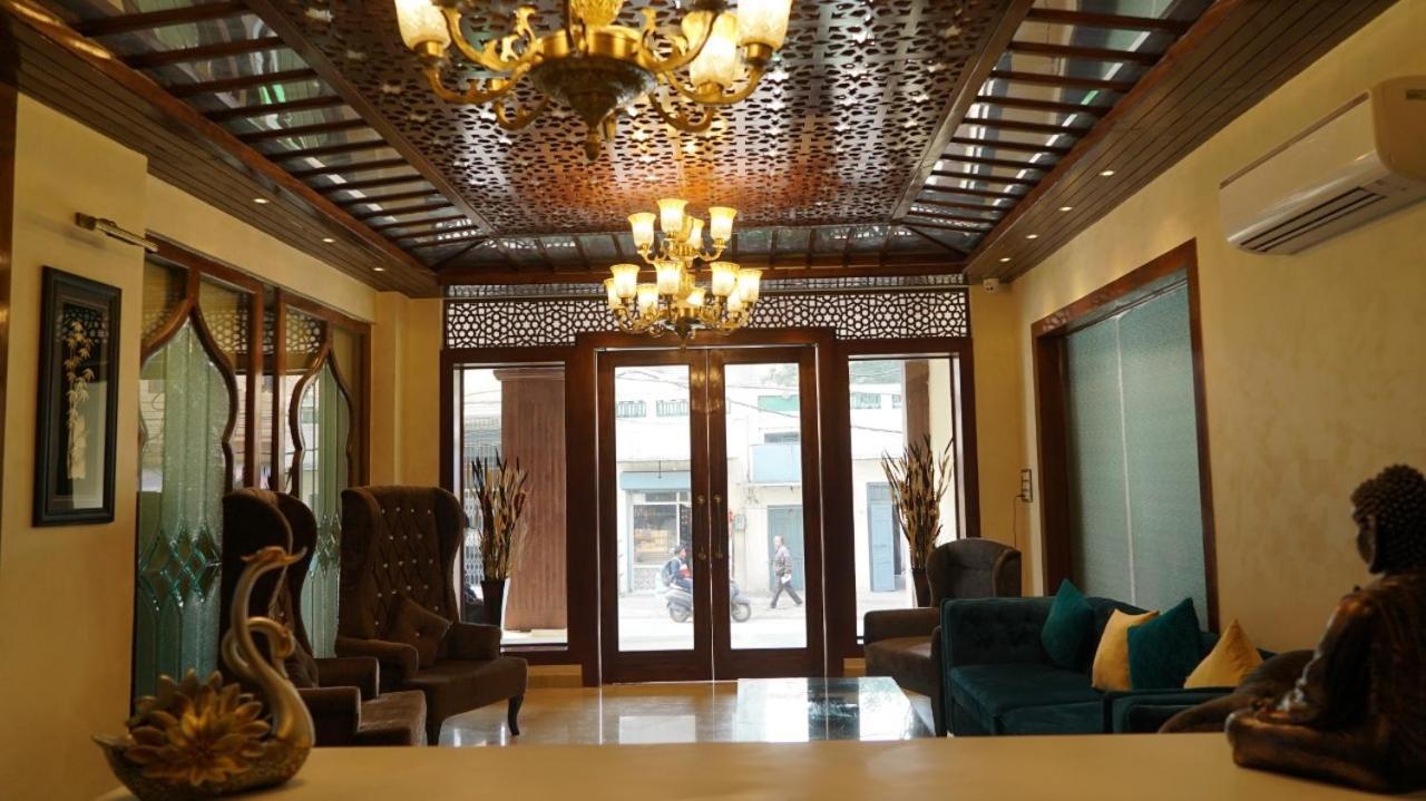 Hotel Sukh Mehal Jalandhar Ngoại thất bức ảnh