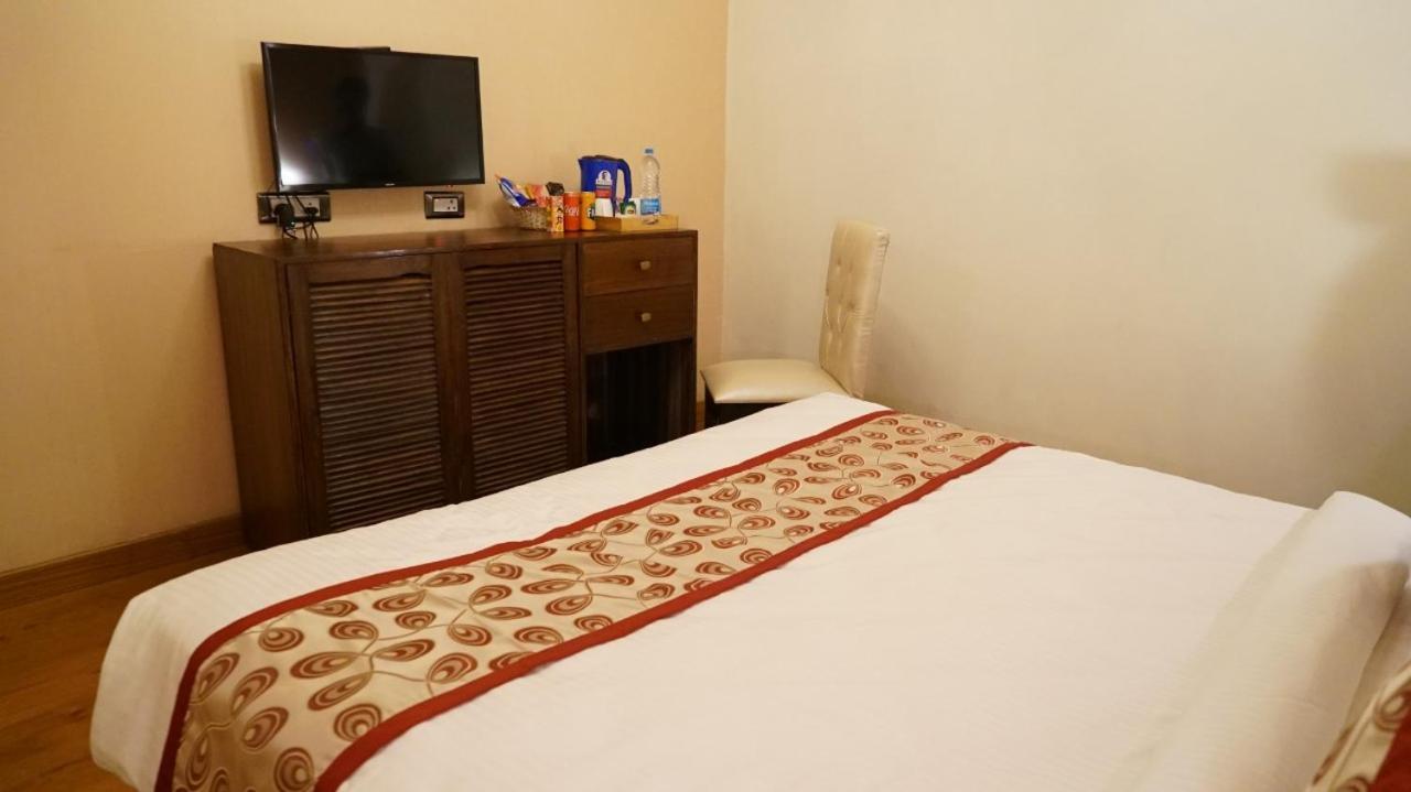 Hotel Sukh Mehal Jalandhar Ngoại thất bức ảnh